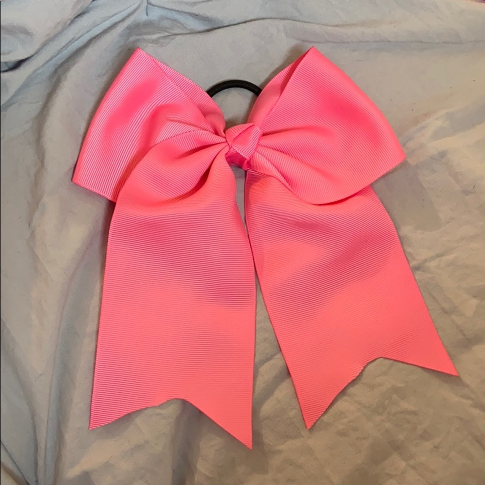 Light Pink Cheer Bow 🎀